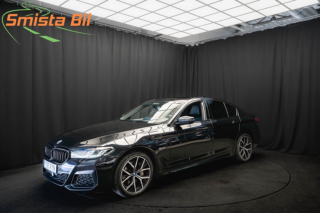 BMW 545 e xDrive M Sport PANO KOMFORTSTOL DRAG HUD DAP MOMS