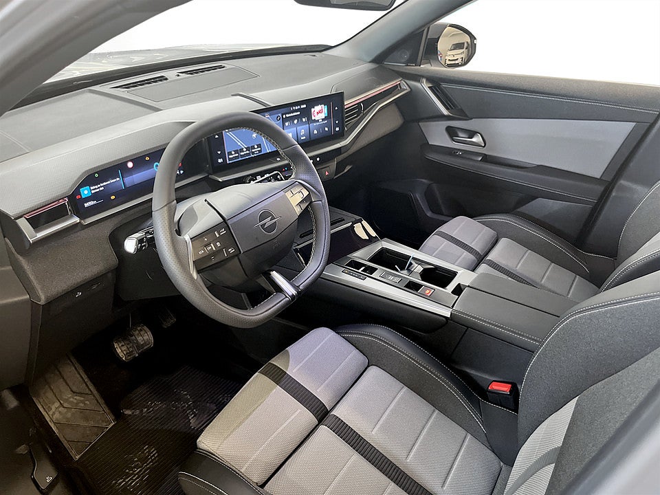 Bild på Opel Grandland X GS Hybrid 145hk Aut PANO B-KAMERA RATTVÄRME