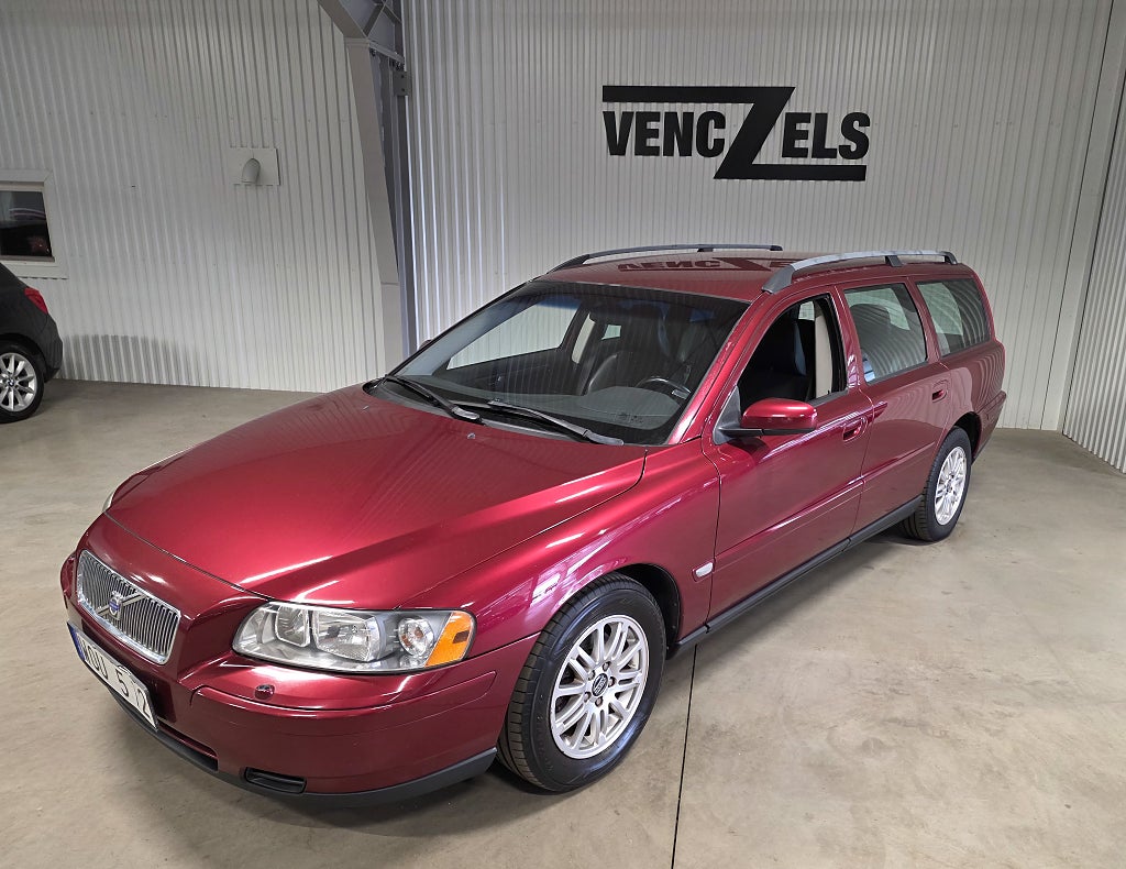 Volvo V70 2.4 Business Dragkrok 1 ägare Mycket fin