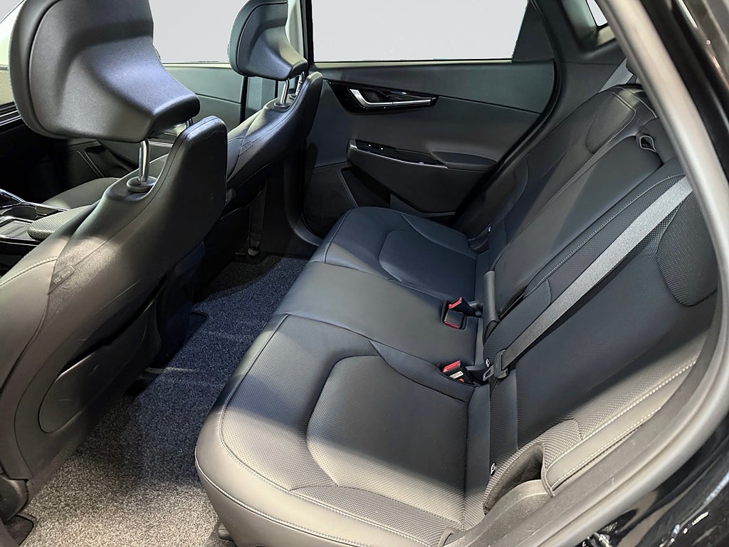 Kia EV6 77.4 kWh AWD 325hk Plus Dragkrok 360-Kamera Läder Navi bild 14