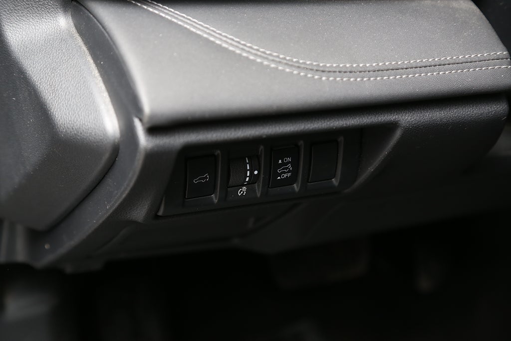 Subaru Outback 2,5i 169hk Limited Xfuel AWD Skinn Motorv Dragkrok 2021