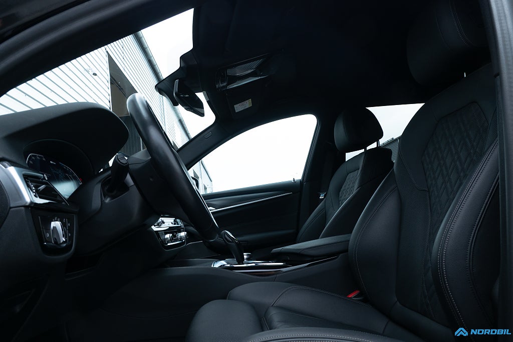 BMW 530e