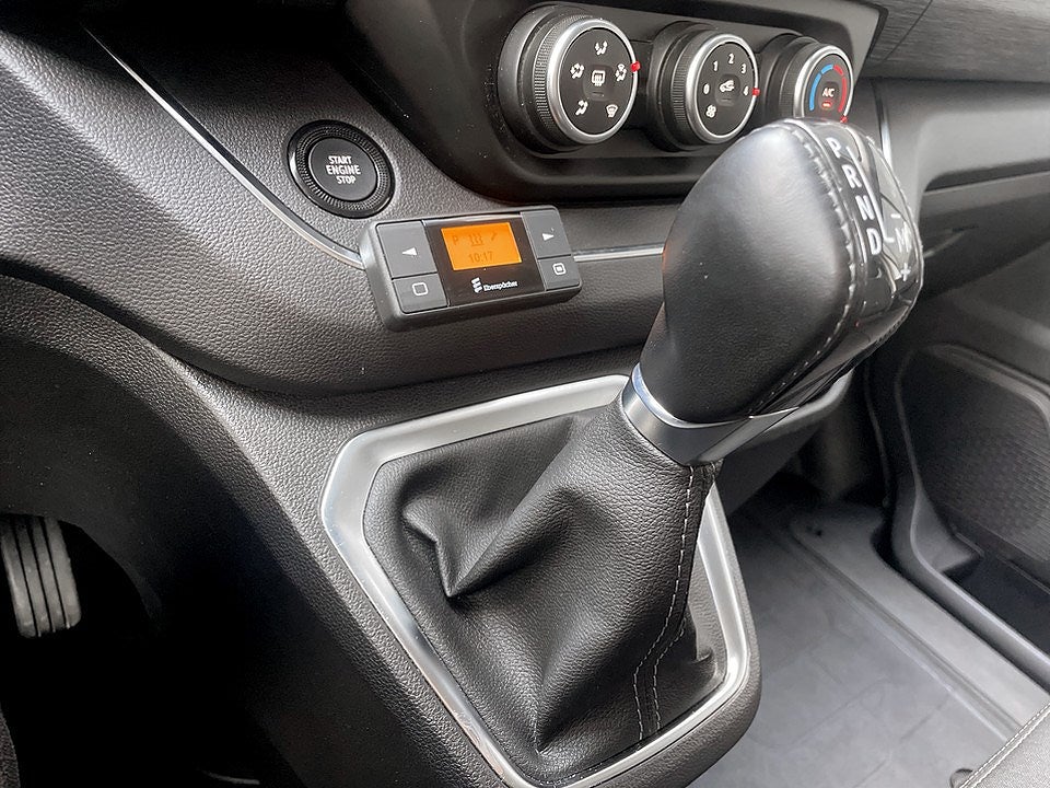 Bild på Nissan Primastar CREW 2.0 dCi 150hk Aut - 9-SITS,VÄRMARE,DRAG