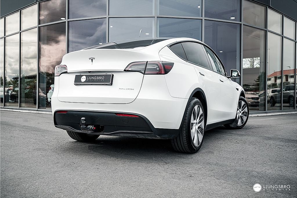 Tesla Model Y Long Range AWD 514hk / Drag / Full Autopilot