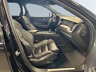 Volvo XC60 B5 AWD Geartronic R-Design S&V/H/K/Drag/Kamera/Värmare – bild 10