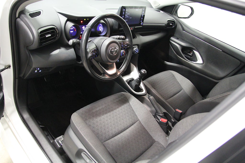 Toyota Yaris 1.5 VVT-i Active, nyservad hos Toyota