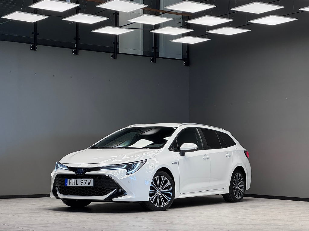 Toyota Corolla Touring Sports Hybrid e-CVT Style / Drag / B-Kamera