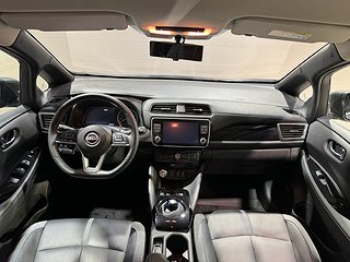 Halvkombi Nissan Leaf 10 av 24