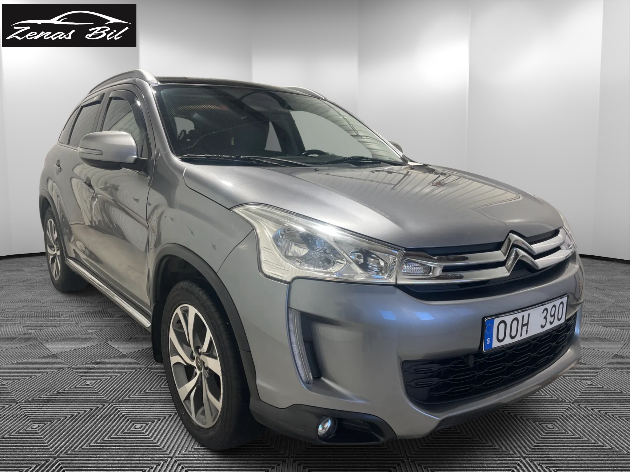 Citroen C4 Aircross 1.6 4WD 2013, bild 2/37