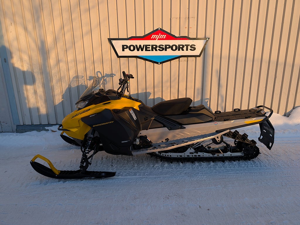 Ski-Doo Backcountry Sport 600 Efi Moms! 