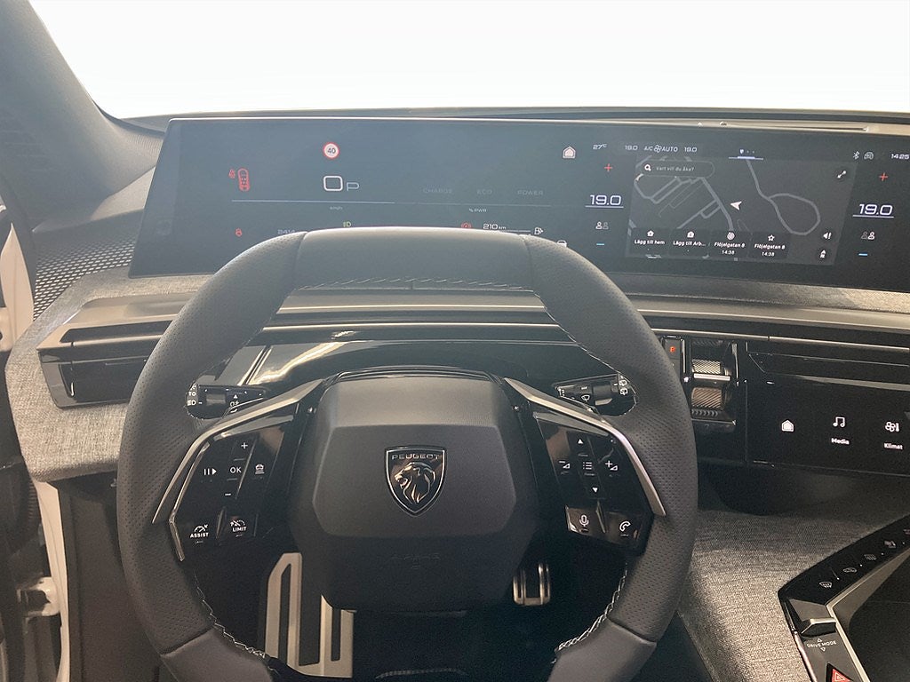 Bild på Peugeot 5008 GT Hybrid 145hk Aut - NYA VINTERHJUL INGÅR!