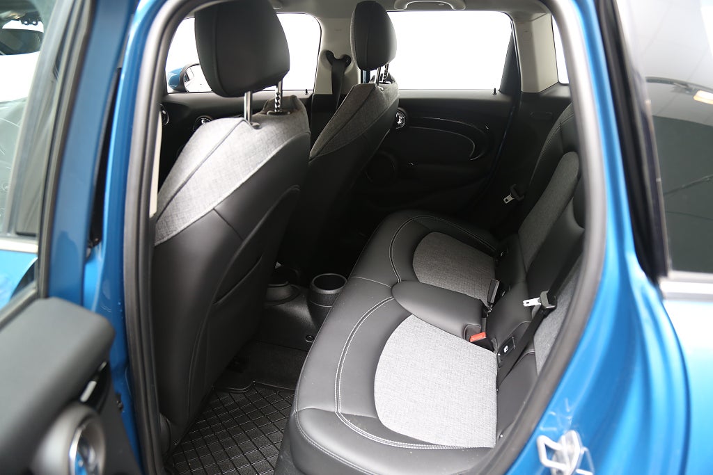 MINI Cooper S Experience 178hk Aut 5-dörrars Navi CarPlay Kamera 2024