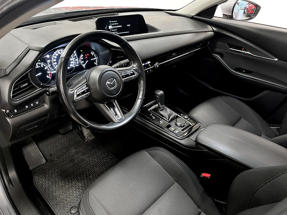 Bild på Mazda CX-30 Sky 2.0 SKYACTIV-G M 150hk B-KAMERA RATTVÄRME
