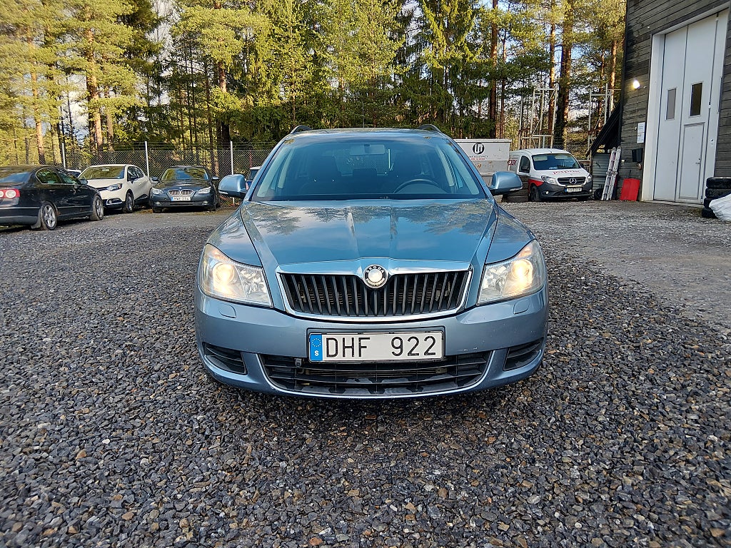 Skoda Octavia Kombi 1.4 TSI Ambiente Euro 5
