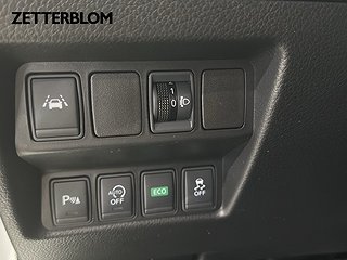SUV Nissan Qashqai 15 av 17