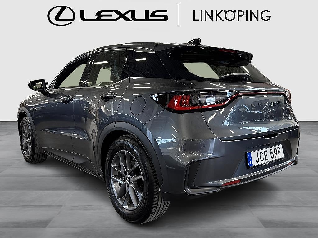 Lexus LBX 2025 - miniatyr 2