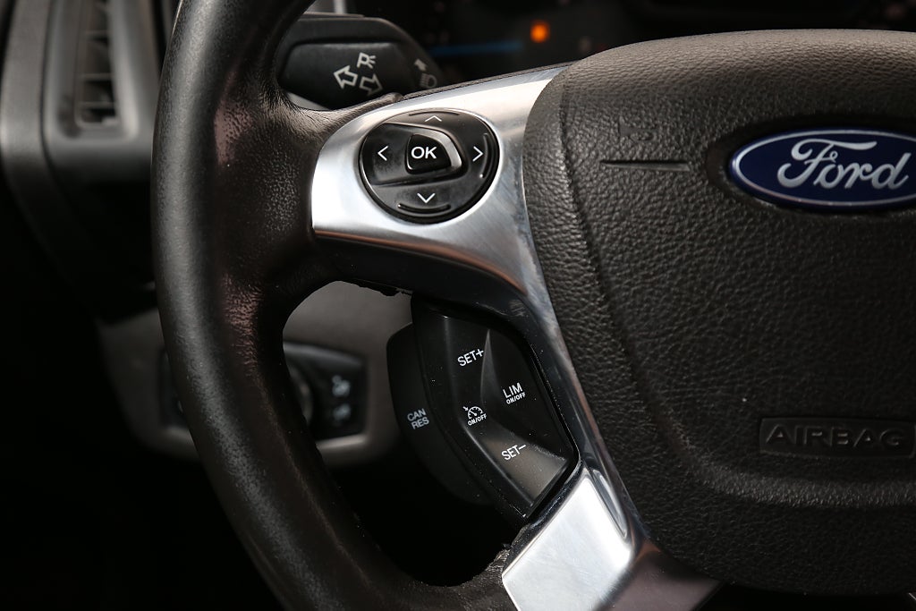 Ford transit Connect 230 LWB 1,5 TDCi Trend L2 Ny k-rem Värmare Drag 2017