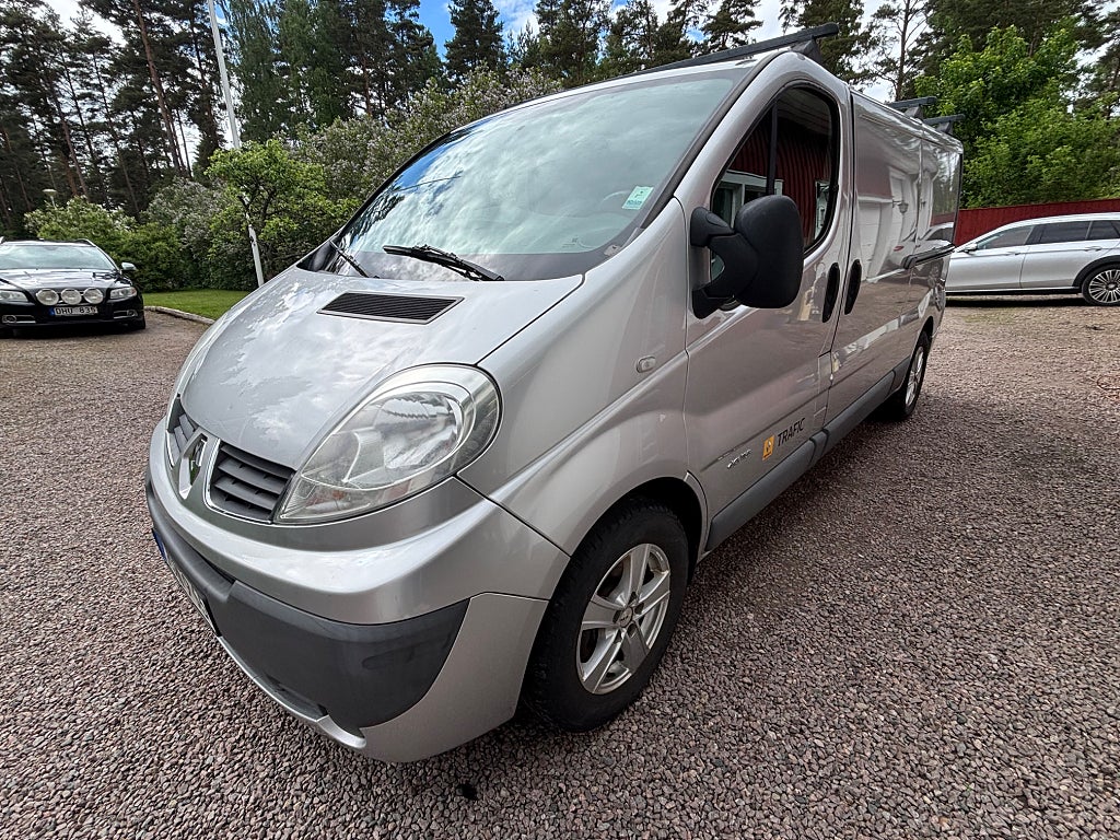 Renault trafic Skåpbil 2.9t 2.0 dCi / 12458 mi / Dubbla skjutdörrar