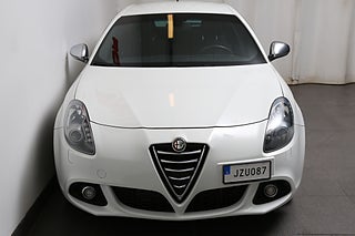 Halvkombi Alfa Romeo Giulietta 5 av 23