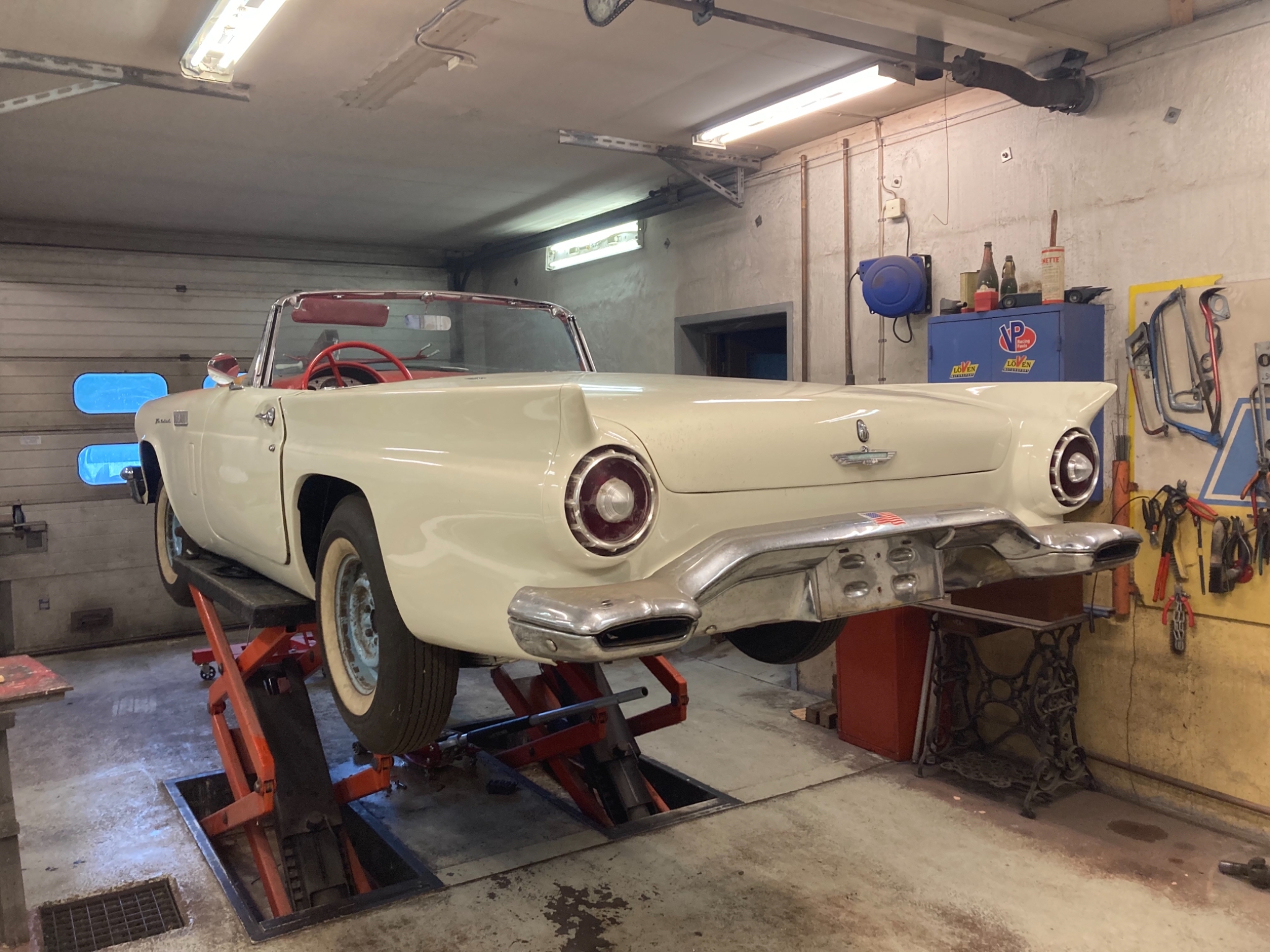 Ford Thunderbird Cab 1957, bild 3/38
