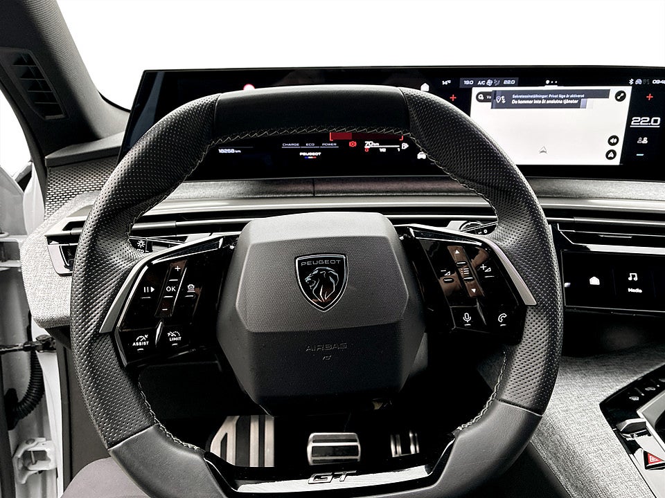 Bild på Peugeot 5008 GT Hybrid 145hk Aut 7-SITS B-KAMERA CARPLAY