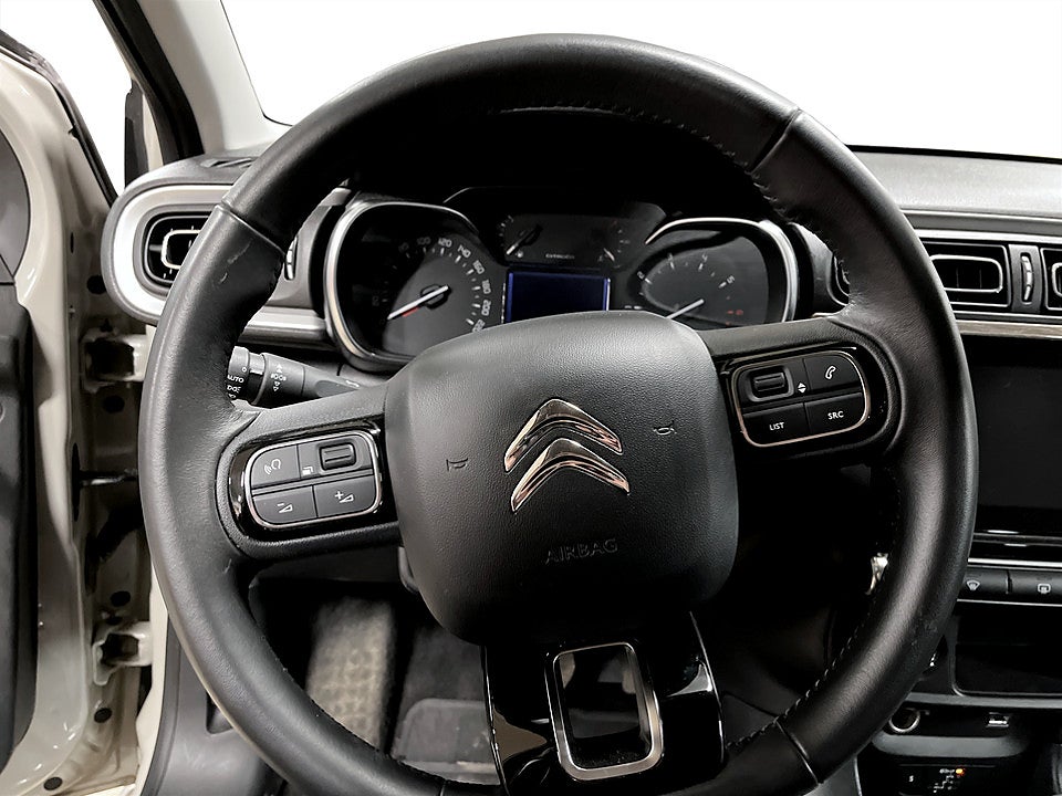 Bild på Citroën C3 Shine 1.2 PT 110hk Aut  P-SENSORER