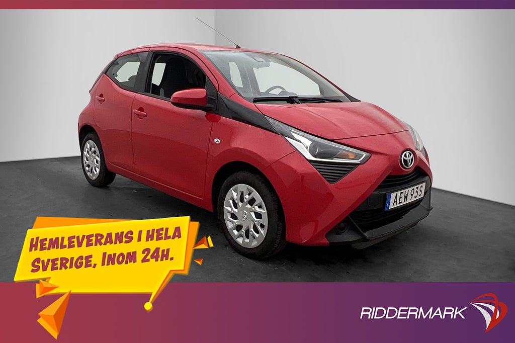 Toyota Aygo 1.0 VVT-i X-PLAY B-kamera A/C Låg skatt Få bruk