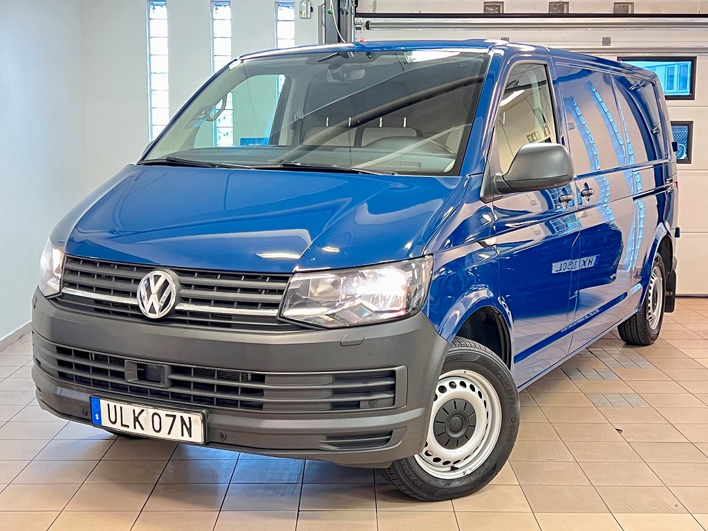 Volkswagen Transporter T30 Värmare 3-Sits Lång 2xDörrar MOMS