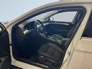 Volkswagen Passat Alltrack 2.0 TDI 4M Alltrack MOMS Drag Dvärme Bkamera Navi S&V – bild 7