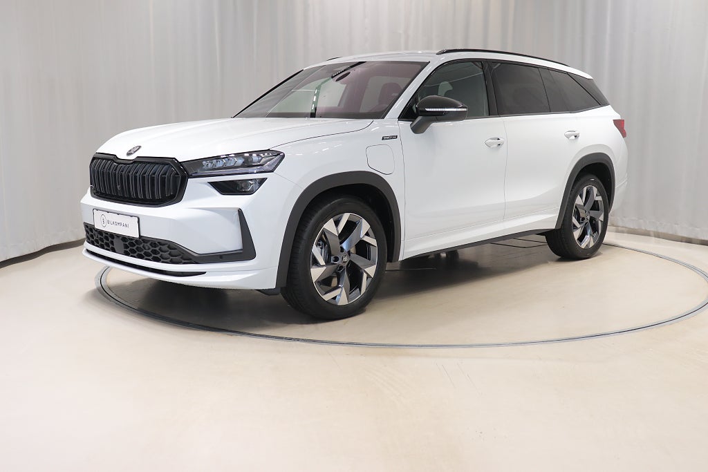 Skoda Kodiaq Sportline 1,5 TSI IV 204hk Lagerbil Aut Drag Värmare 2026