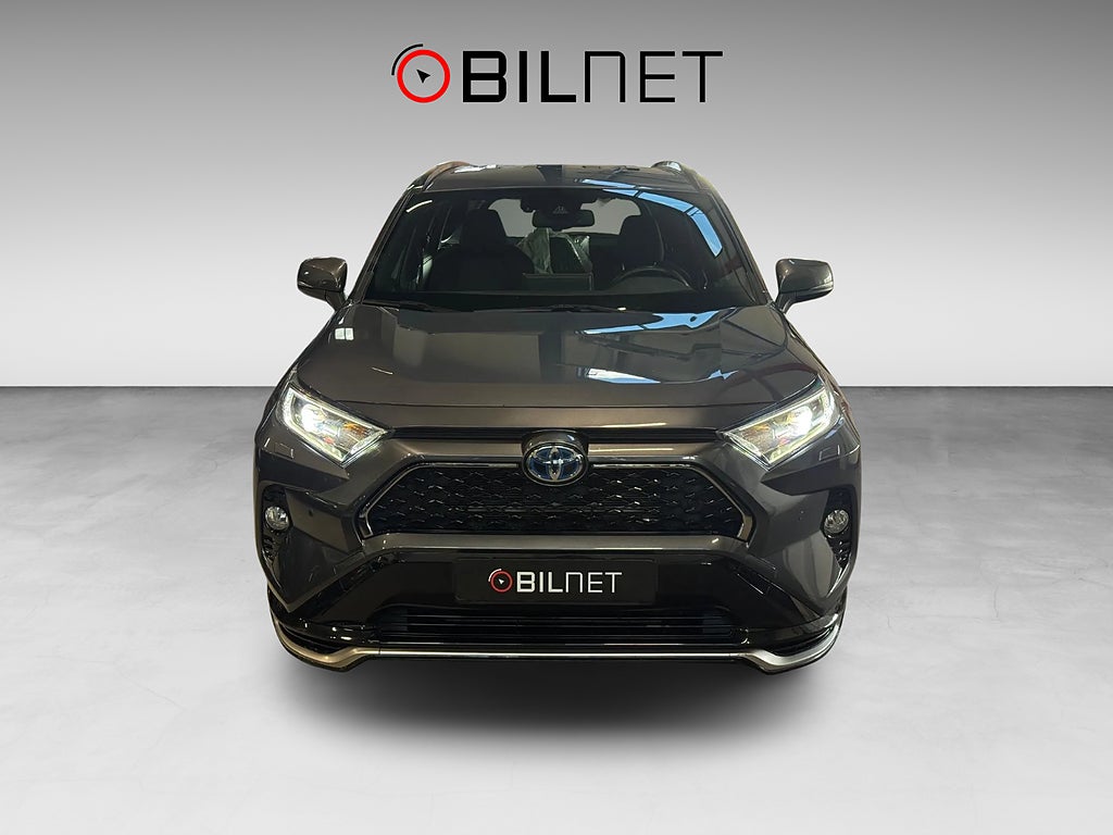 Toyota RAV4 Plug-in Hybrid E-CVT Active Sv-Såld Drag Backkamera LED