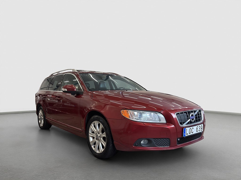 Volvo V70 T4 180hk Summum Skinn Taklucka BLIS Keyless Navi M-Värm