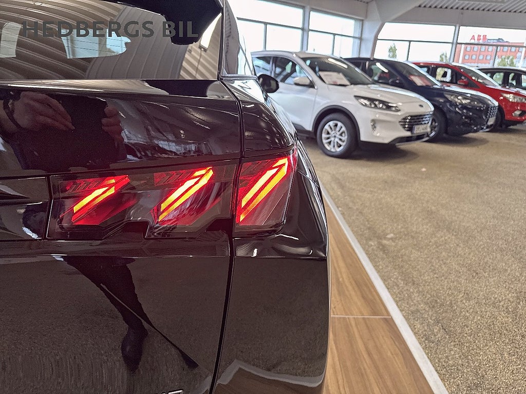 Peugeot 3008 HYBRID GT 145HK AUT thumbnail