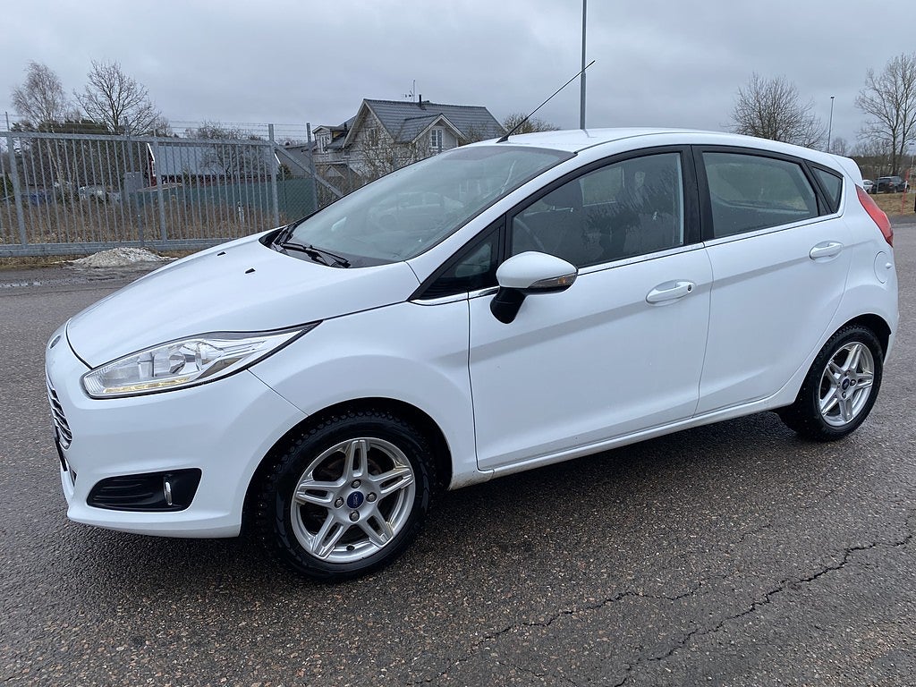 Ford Fiesta 5-dörrar 1.0 EcoBoost Titanium Euro 6