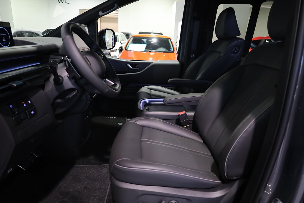 Hyundai Staria Calligraphy 7-sits 84kWh 430km räckvidd WLTP 2027