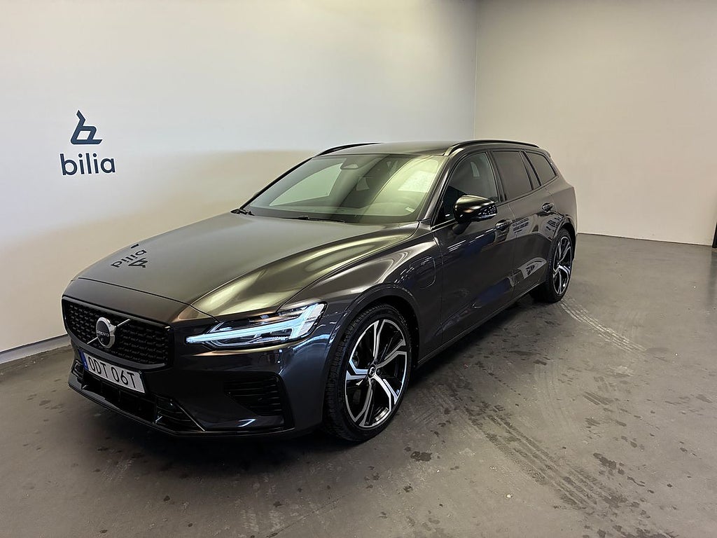Volvo V60 T6 Plus Dark Edition / Dragkrok / 360 Kamera /...