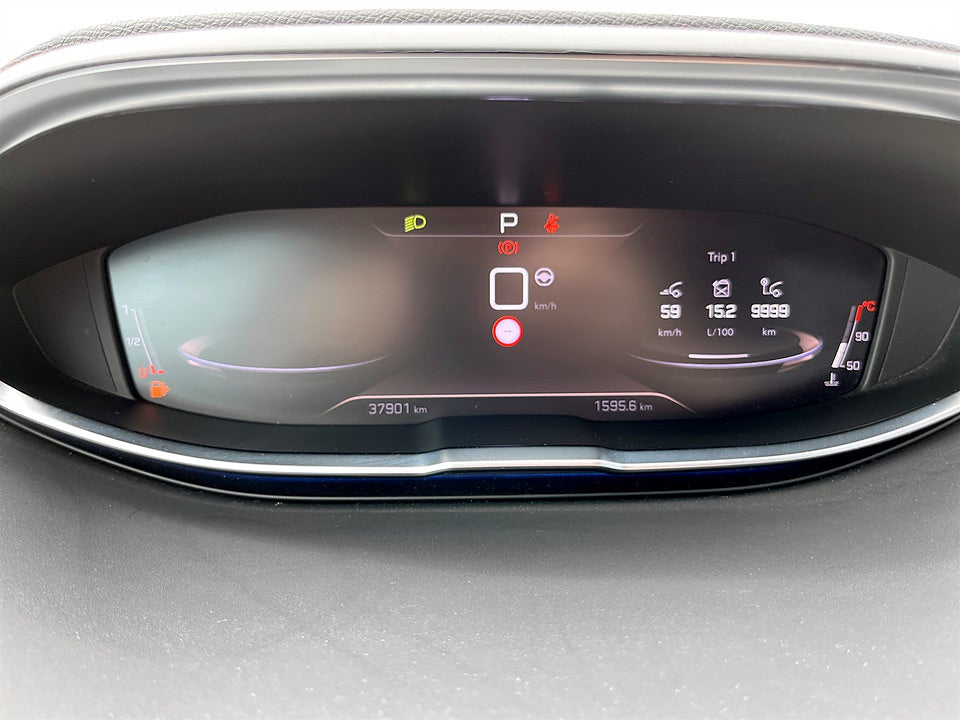 Bild på Peugeot 5008 GT 1.2 PT 130hk Aut 7-SITS B-KAMERA CARPLAY