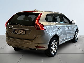 Volvo XC60 D4 AWD Summum Kamrem bytt Elstol förare minne drag – bild 6