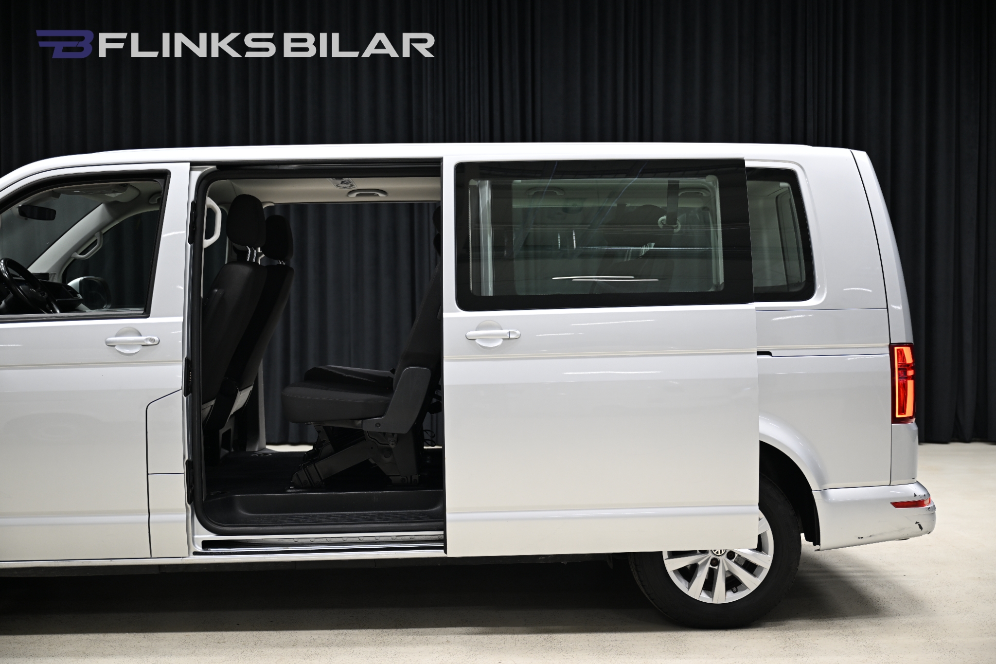 Volkswagen Caravelle DSG 150HK L2 2020, bild 4/10
