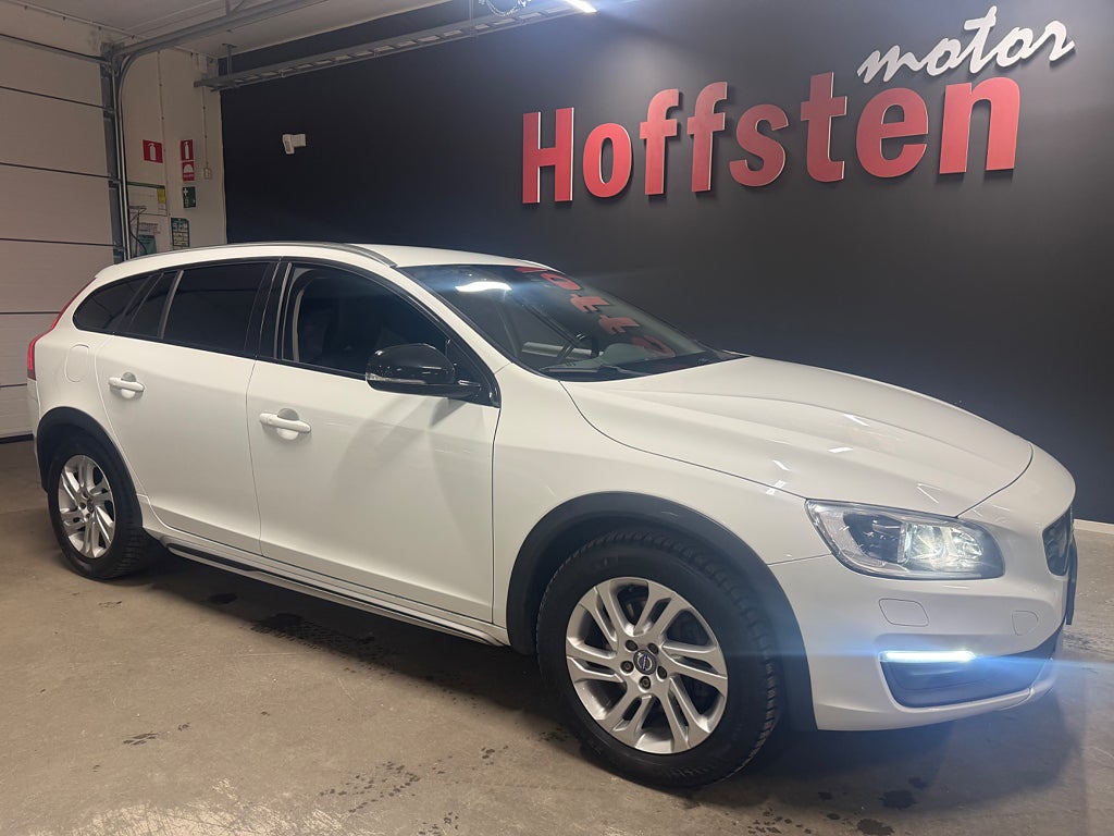 Volvo V60 Cross Country D4 AWD Geartronic Summum Euro 6/SoV