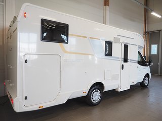 Husbil-halvintegrerad Ci Elliot 84 XT 4 av 21