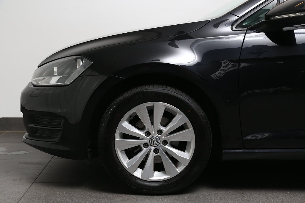 Volkswagen Golf 1,2 TSI 110hk 5-dörrar CarPlay P-sensor 2016