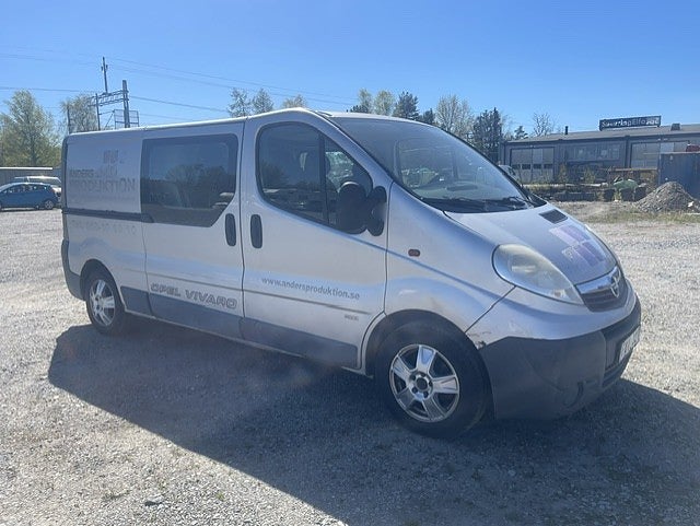 Opel Vivaro Skåpbil 2.9t 2.5 CDTI