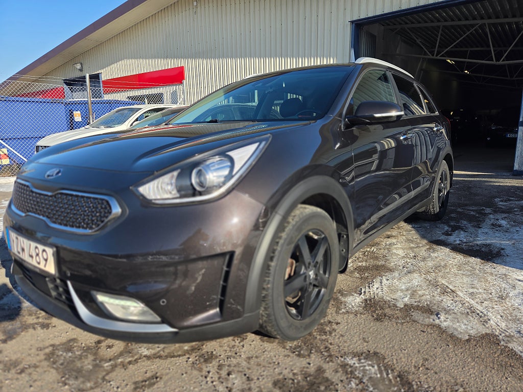 Kia Niro Hybrid DCT Advance Plus, GLS Navigation skinnklädsel 