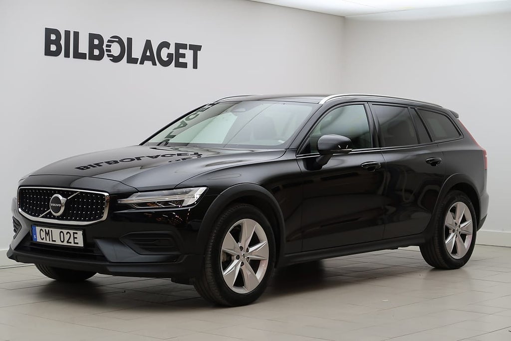 Volvo V60 Cross Country B5 AWD Bensin Core, Kamera, Navi