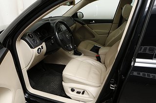 SUV Volkswagen Tiguan 9 av 25