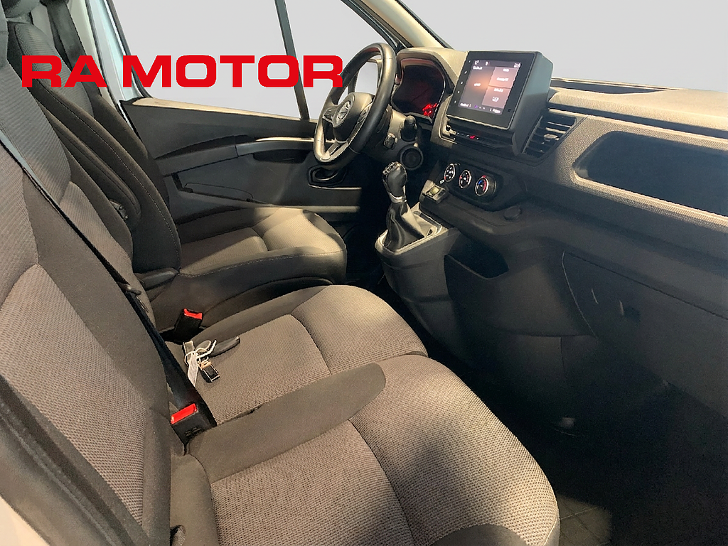 Nissan primastar N-Connecta | Värmare |  Moms | Automat 2022