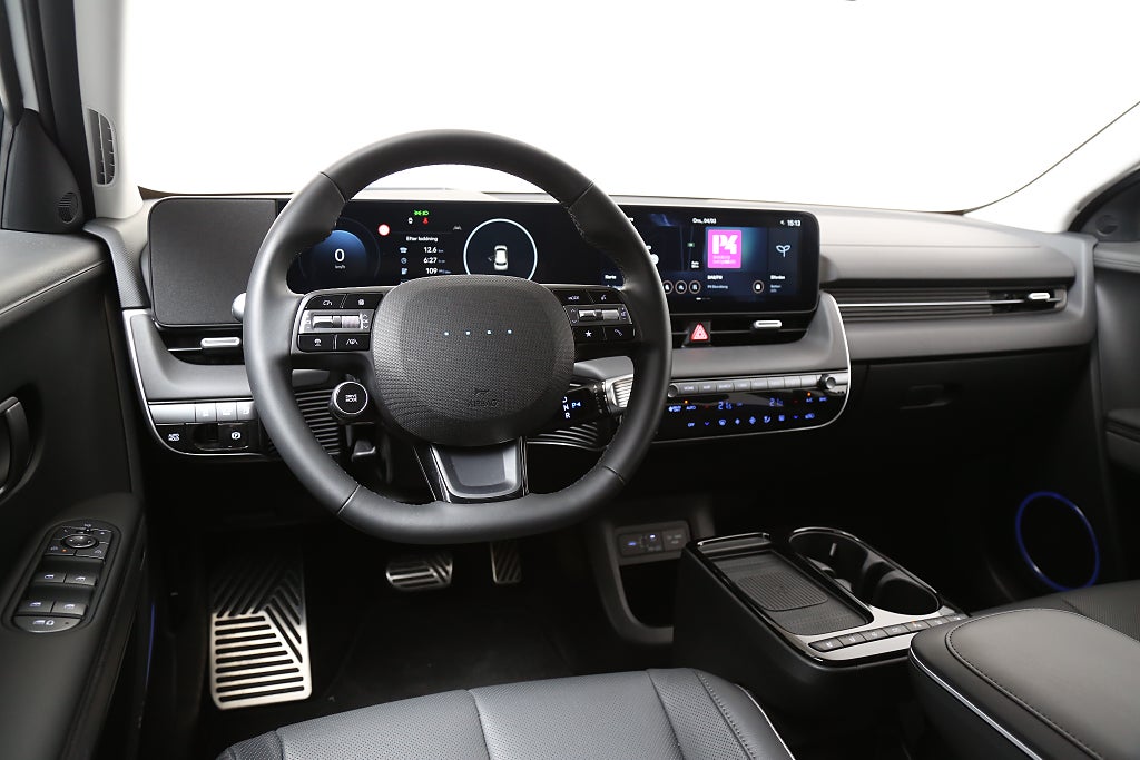 Hyundai IONIQ 5 Advanced 84 kWh AWD Facelift | 360 kamera skinn HUD 2025