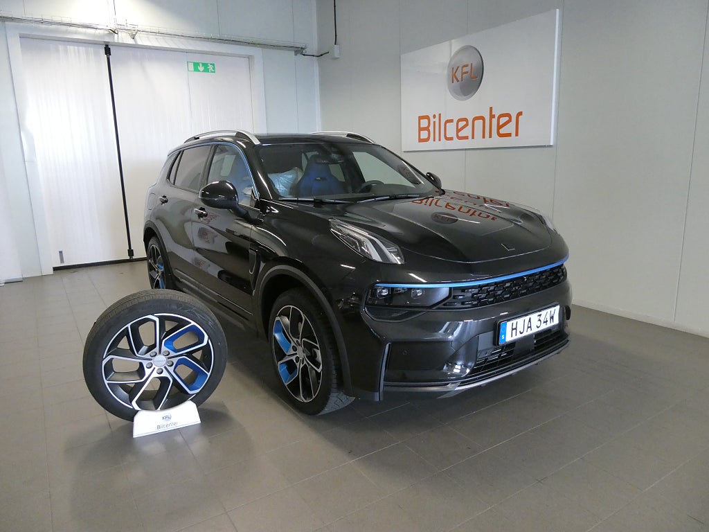 Lynk & Co 01 PHEV Euro 6 Pano-Värmare-360°-Infinity-Navi-SoV