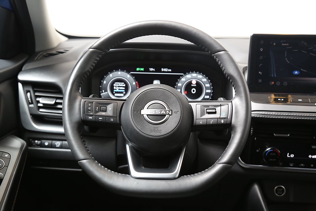 Nissan Qashqai 1,3 DIG-T 158hk XTRONIC-CVT 360°-kamera Navi Leasbar 2025
